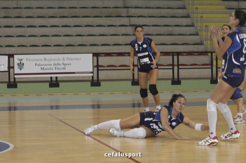 111120 sport2 703_tn.jpg